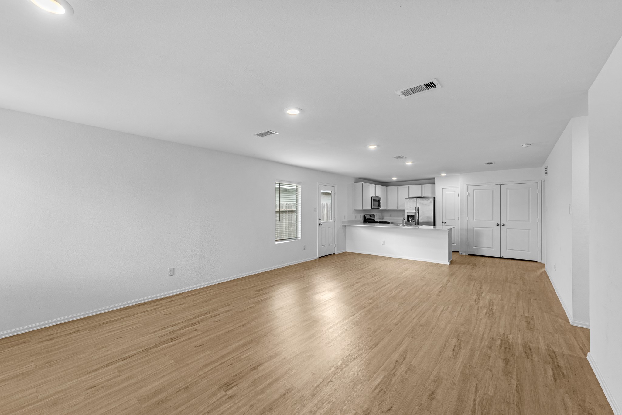 13769 Kit Run Splendora, TX 77372 - Photo 7 of 37