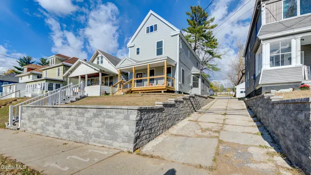 $429,900 | 354 Mohawk Avenue, Scotia, NY 12302