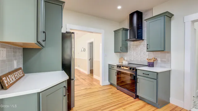 $429,900 | 354 Mohawk Avenue, Scotia, NY 12302