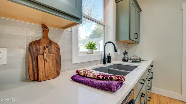 $429,900 | 354 Mohawk Avenue, Scotia, NY 12302