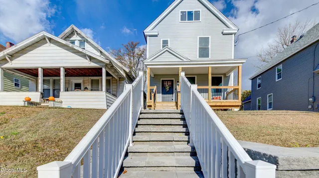 $429,900 | 354 Mohawk Avenue, Scotia, NY 12302