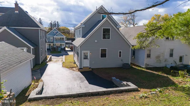 $429,900 | 354 Mohawk Avenue, Scotia, NY 12302