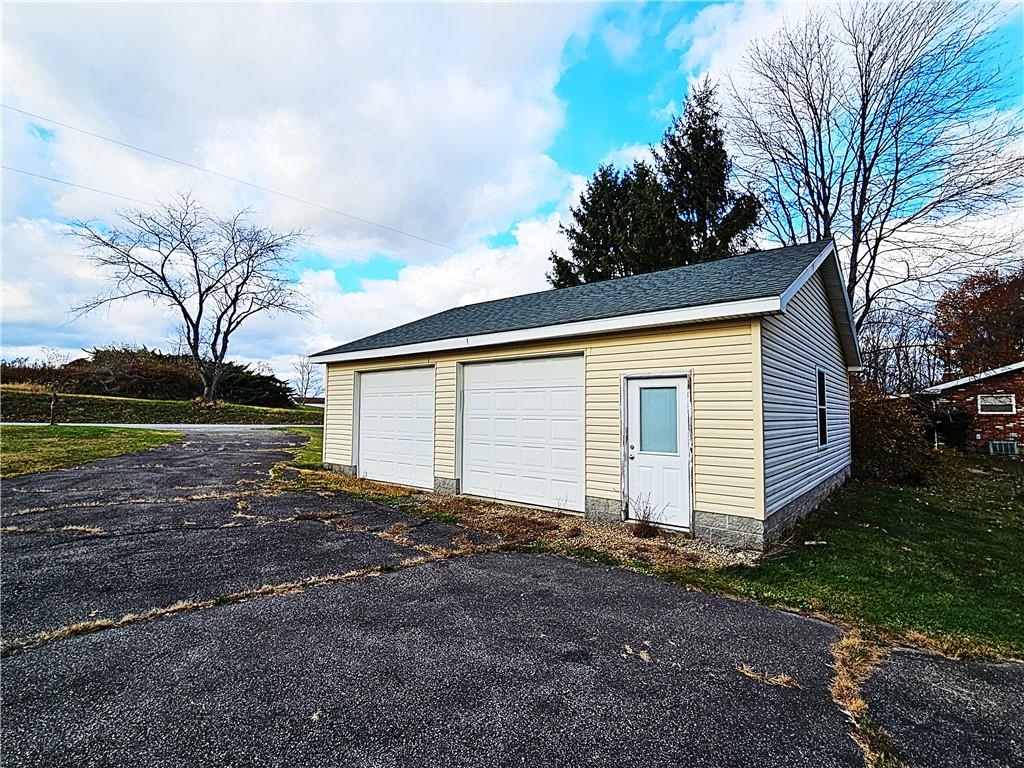 176 Ten School Road New Alexandria, PA 15670 - Photo 33 of 38