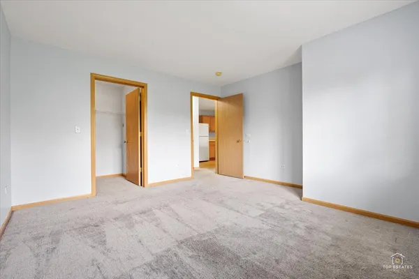 $1,750 | 1515 Silverstone Drive, Unit 1515, Carpentersville, IL 60110