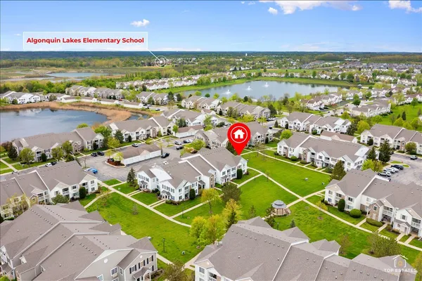 $1,750 | 1515 Silverstone Drive, Unit 1515, Carpentersville, IL 60110