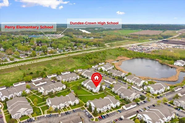 $1,750 | 1515 Silverstone Drive, Unit 1515, Carpentersville, IL 60110