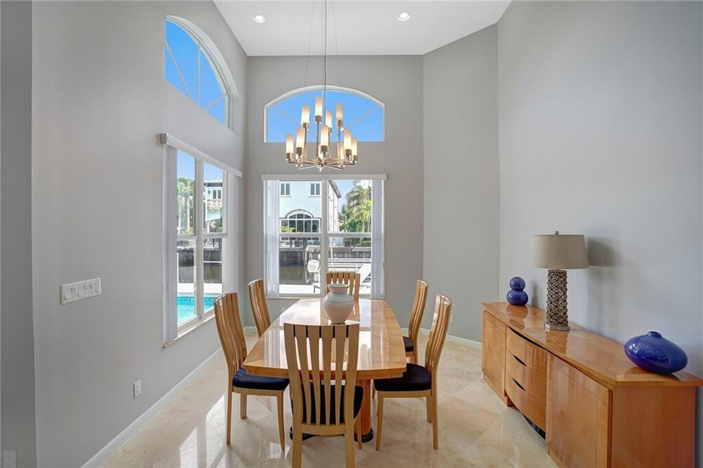 1033 Brooks Lane Delray Beach, FL 33483 - Photo 9 of 20 Dining Area