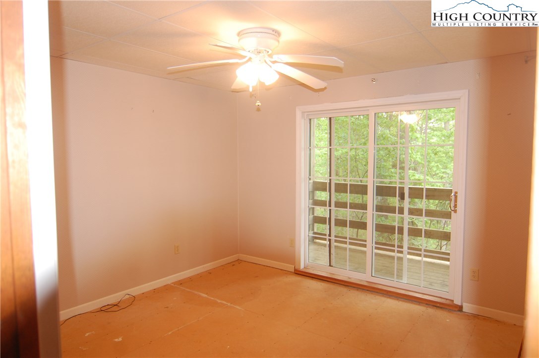 204 Windridge Road Newland, NC 28657 - Photo 5 of 12 Gallery Image 5
