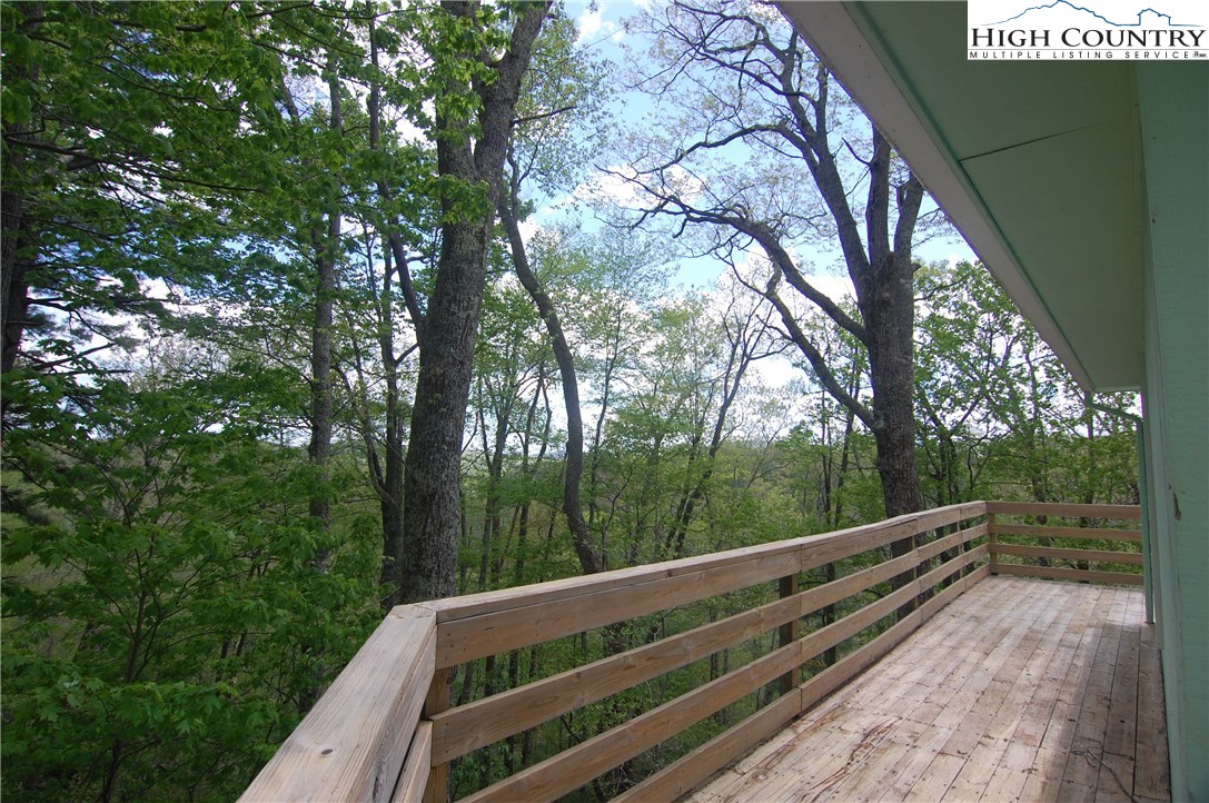 204 Windridge Road Newland, NC 28657 - Photo 8 of 12 Gallery Image 8