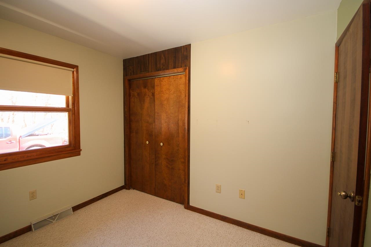 5689 Riverside Beach Drive Weidman, MI 48893 - Photo 23 of 48 1898469-22.JPG