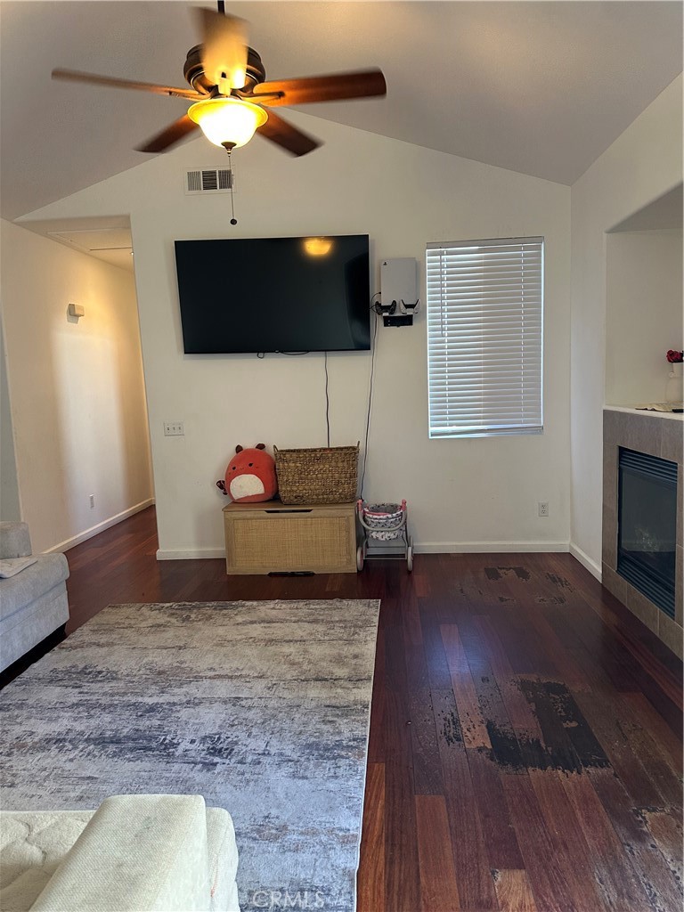 3913 Manquelo Court Perris, CA 92571 - Photo 3 of 19