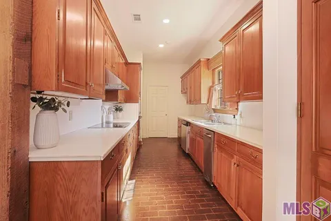 $545,000 | 45 Jamestowne Court, Baton Rouge, LA 70809