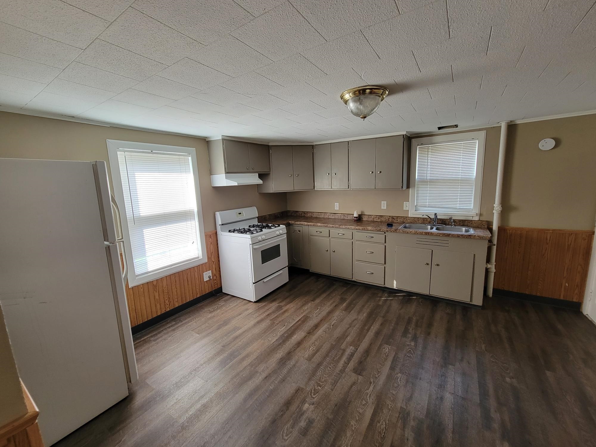 820 Barnum Road Rockford, IL 61109 - Photo 10 of 12 Gallery Image 10