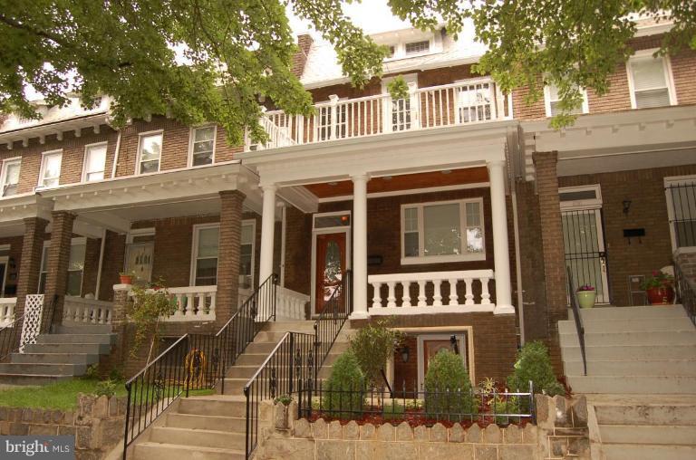 818 L Street Northeast Washington, DC 20002 - Photo 1 of 19 Exterior (Main)