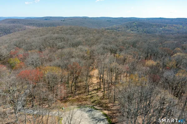 $375,000 | 22 Old Paddock Lane, Kent, CT 06785