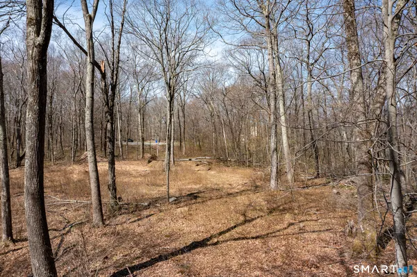 $375,000 | 22 Old Paddock Lane, Kent, CT 06785