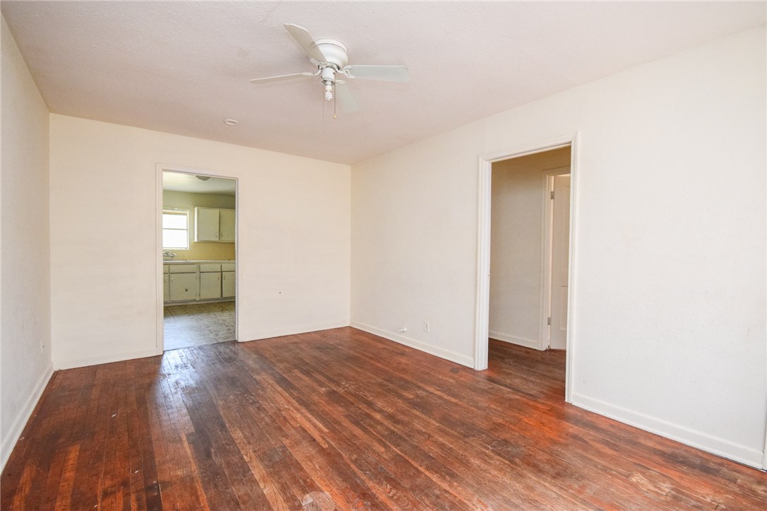 4002 McArdle Road Corpus Christi, TX 78411 - Photo 2 of 7 Gallery Image 2