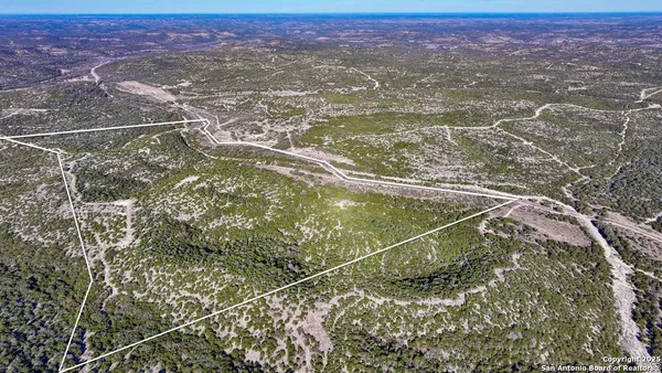 $654,000 | 2733 Private Road 4560, Rocksprings, TX 78880