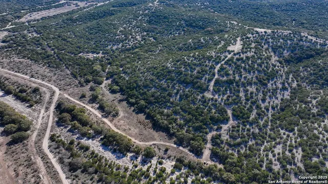 $654,000 | 2733 Private Road 4560, Rocksprings, TX 78880