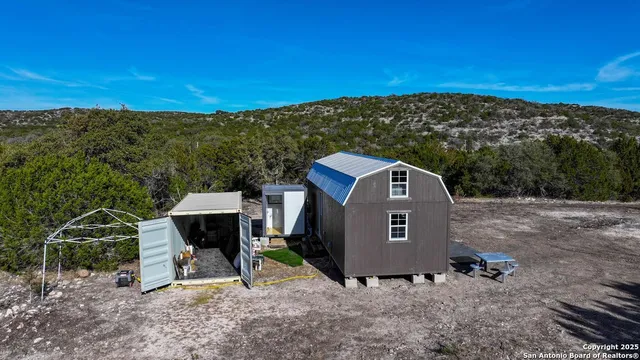 $654,000 | 2733 Private Road 4560, Rocksprings, TX 78880