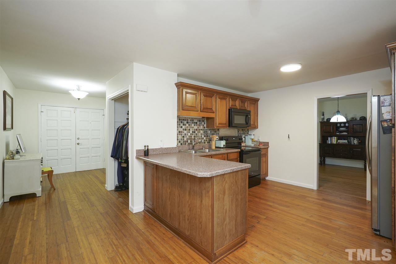 907 Bluestone Road Durham, NC 27713 - Photo 4 of 16 Gallery Image 4