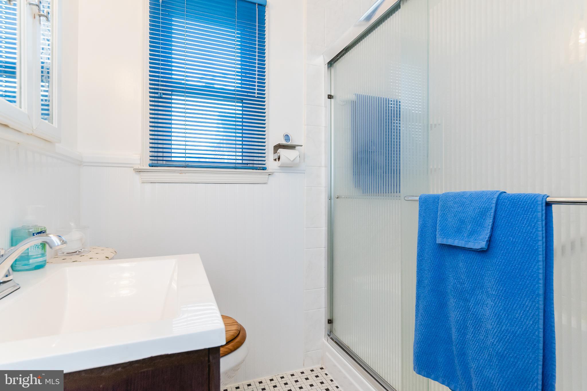 1831 Ellinwood Road Baltimore, MD 21237 - Photo 21 of 43 Bath Main