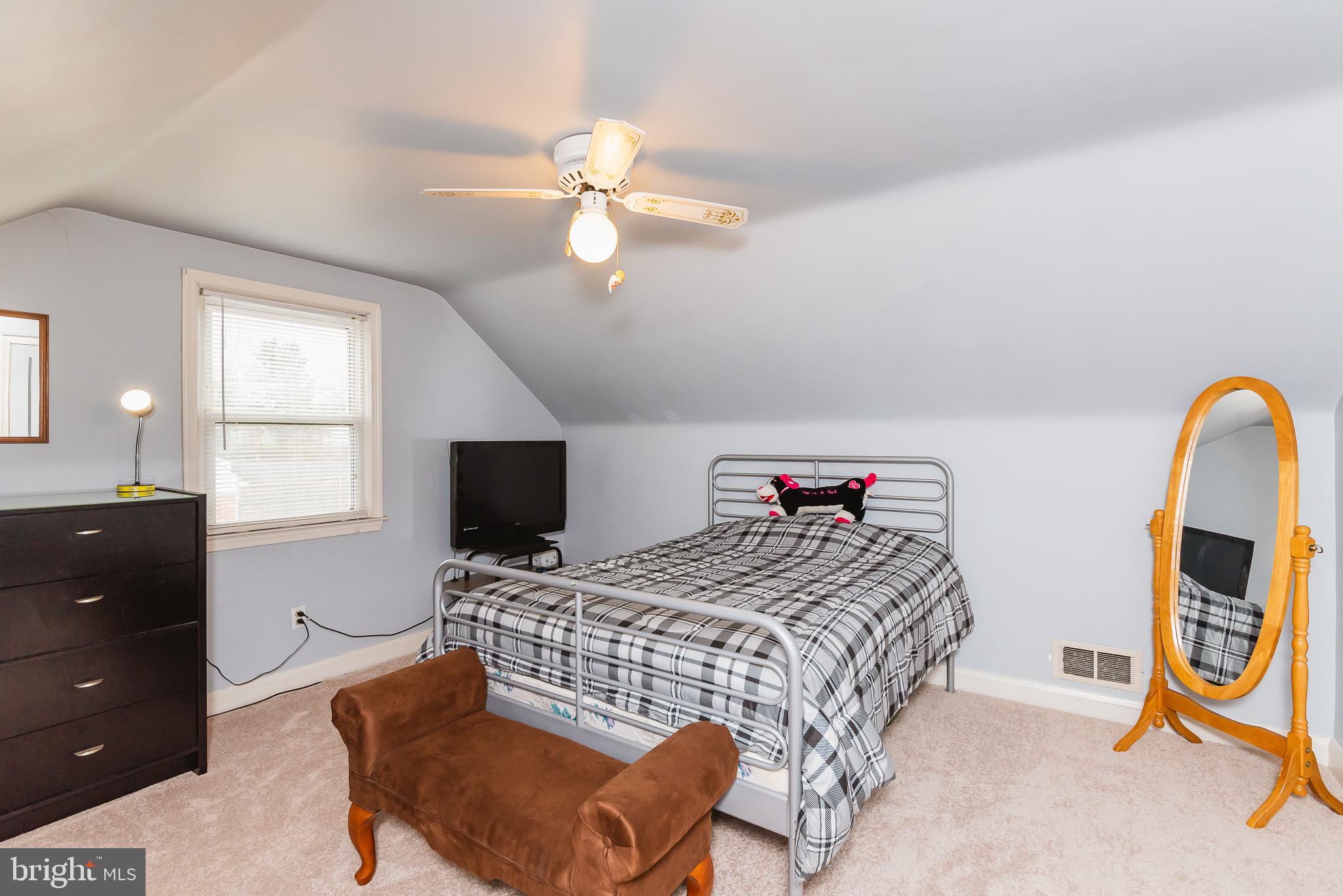 1831 Ellinwood Road Baltimore, MD 21237 - Photo 26 of 43 Bed 3