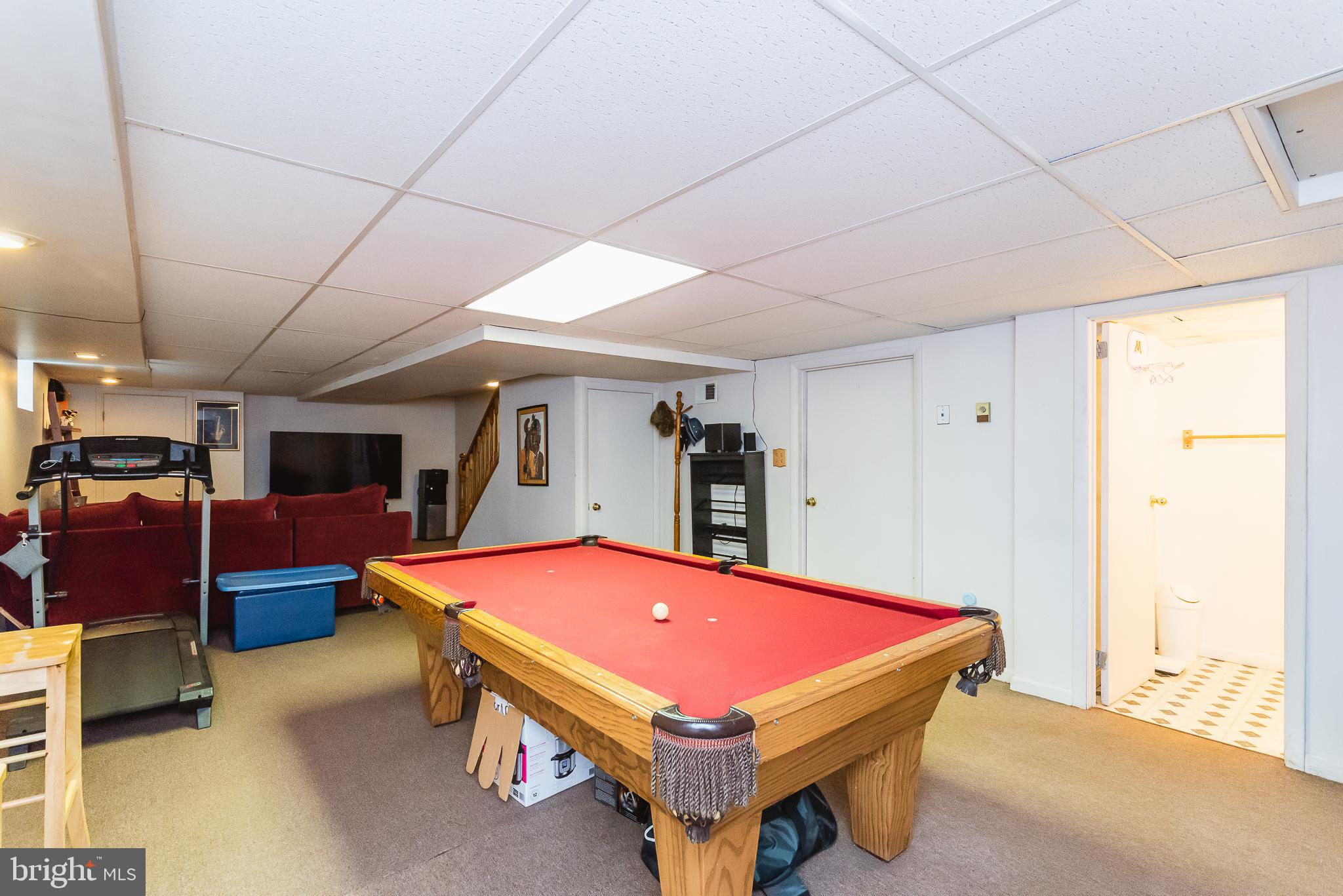 1831 Ellinwood Road Baltimore, MD 21237 - Photo 33 of 43 Family Room