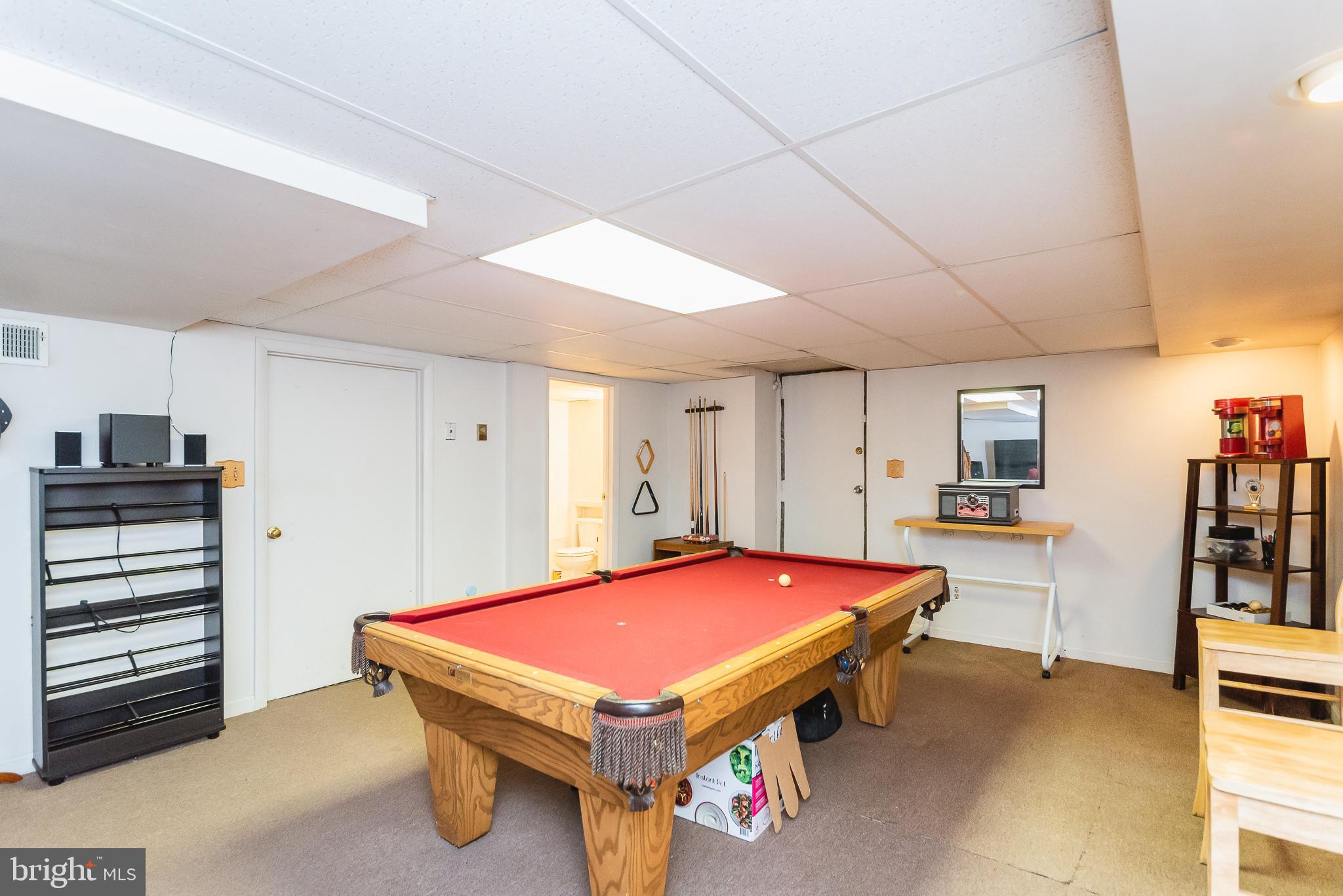 1831 Ellinwood Road Baltimore, MD 21237 - Photo 34 of 43 Family Room