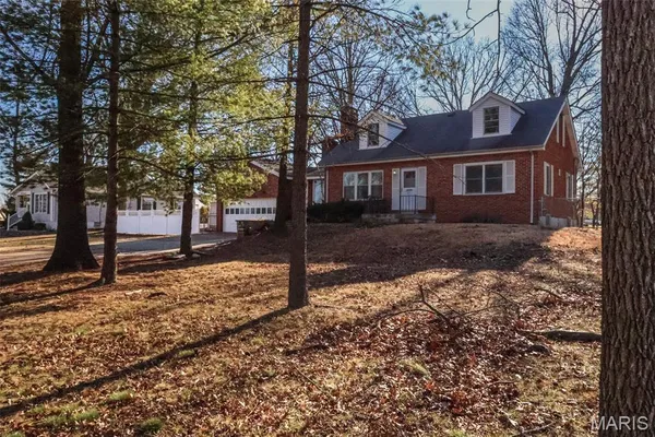 $1,750 | 934 Forder Road, St. Louis, MO 63129