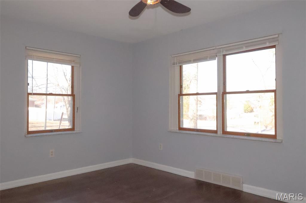 934 Forder Road St. Louis, MO 63129 - Photo 7 of 17