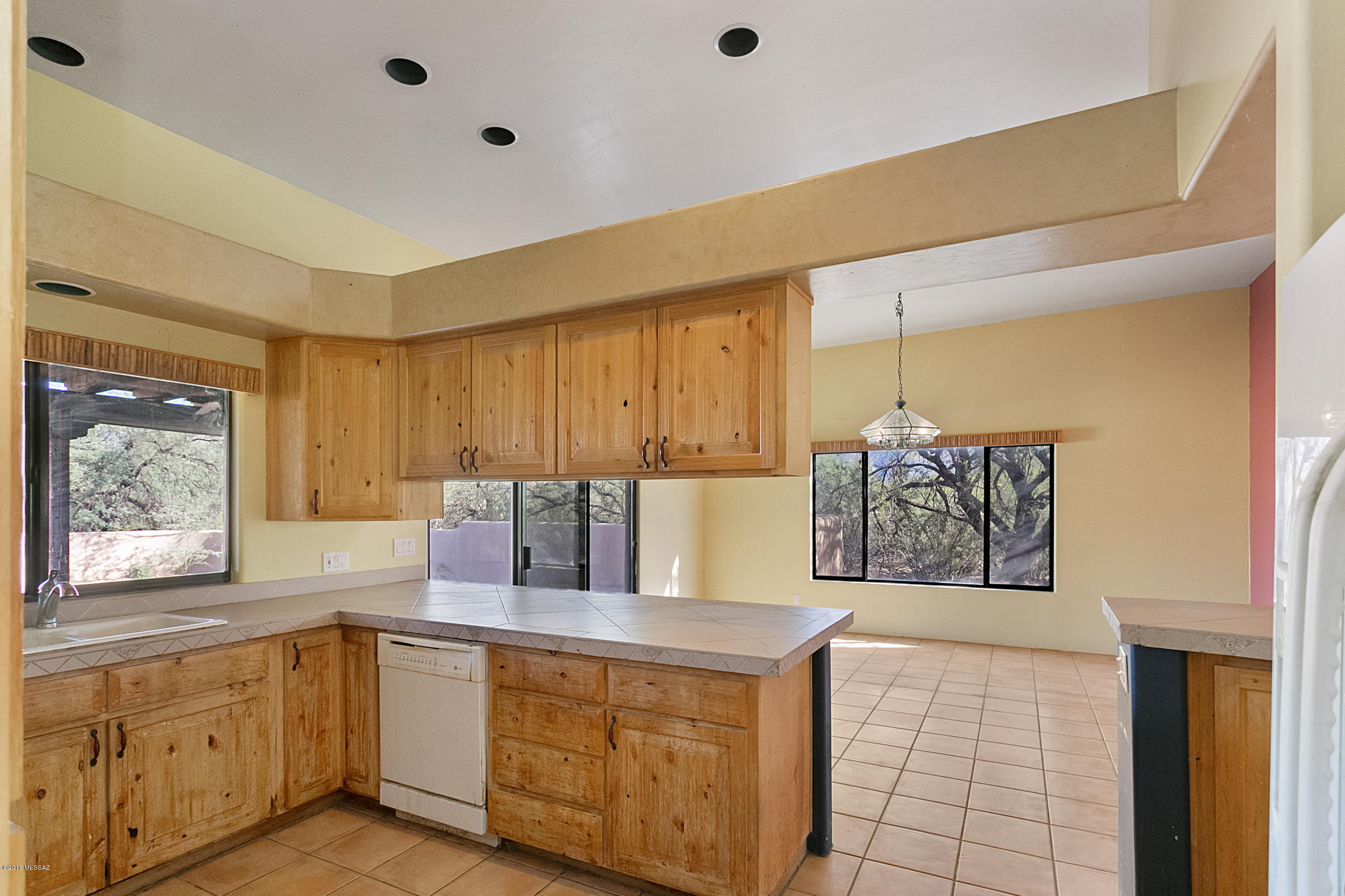 4021 North Harrison Road Tucson, AZ 85749 - Photo 16 of 35 Gallery Image 16