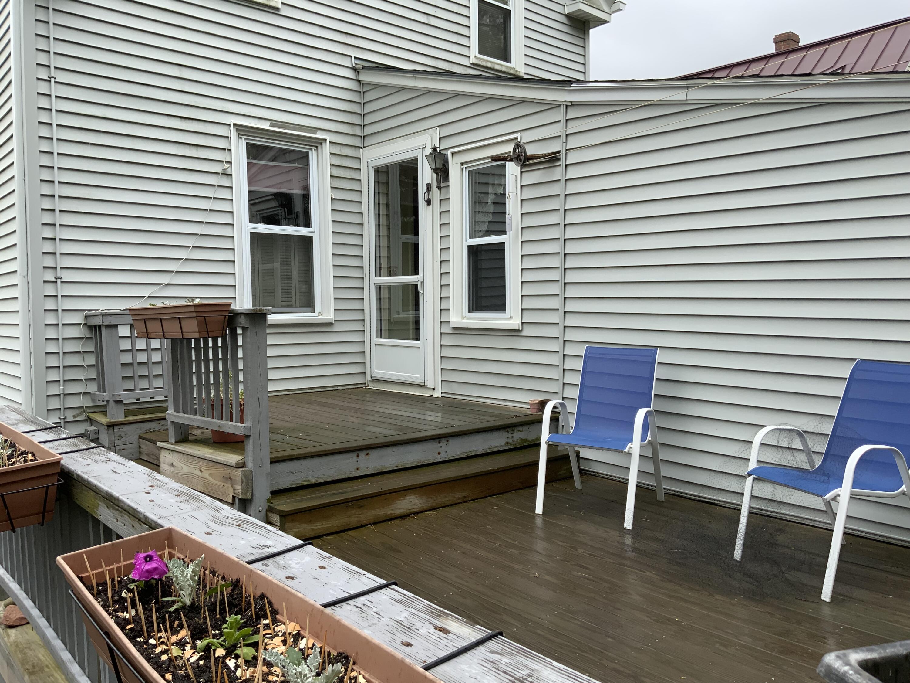 39 Oak Street Waterville, ME 04901 - Photo 4 of 22 IMG_1470