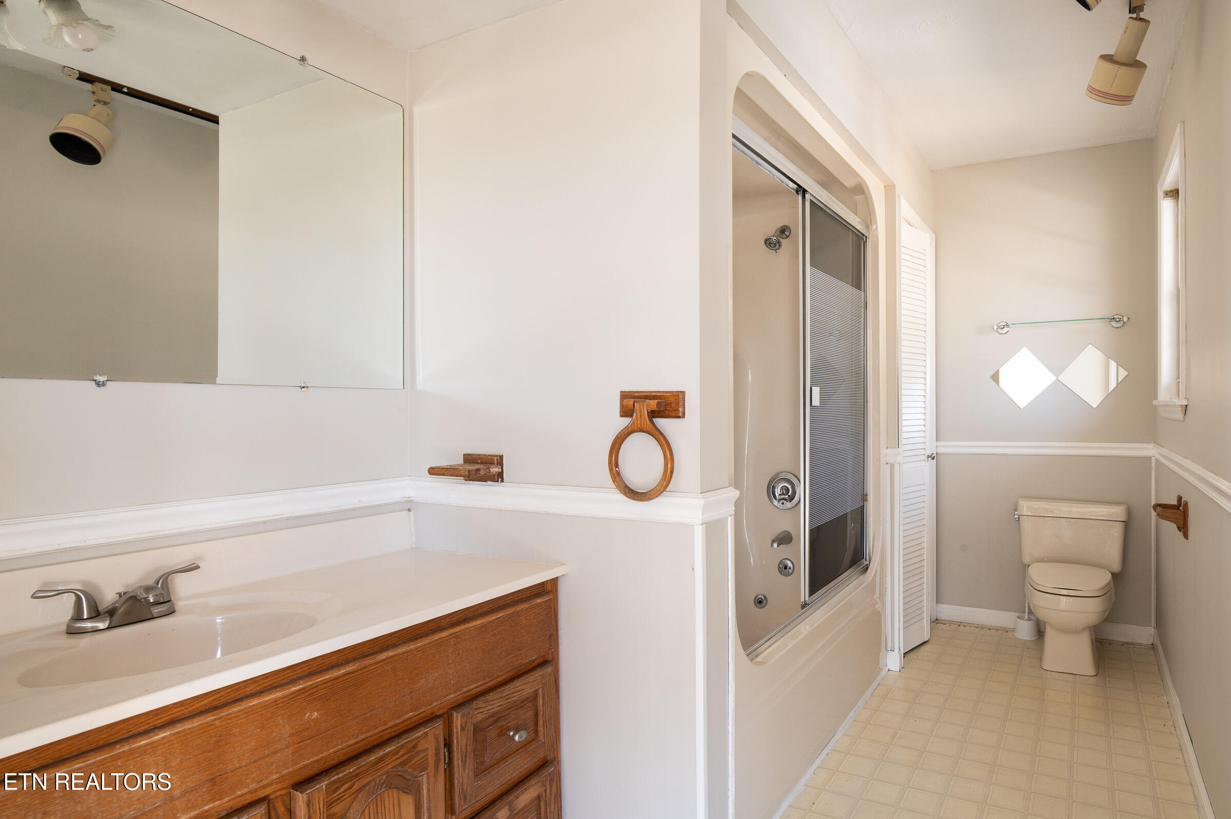 2405 Monterey Road Knoxville, TN 37912 - Photo 11 of 26 JBP_Monterey2405_2400px-11