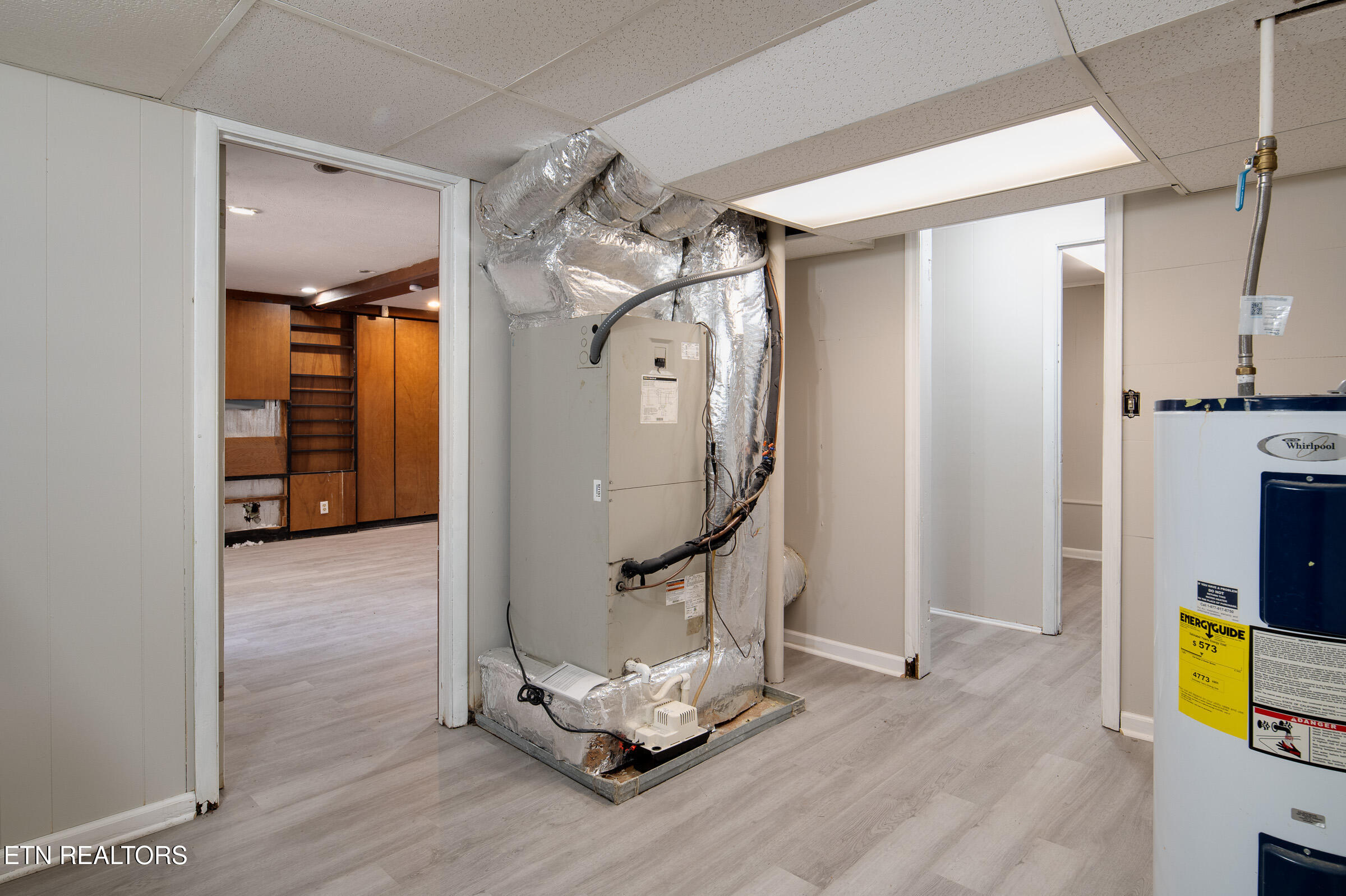 2405 Monterey Road Knoxville, TN 37912 - Photo 12 of 26 JBP_Monterey2405_2400px-17