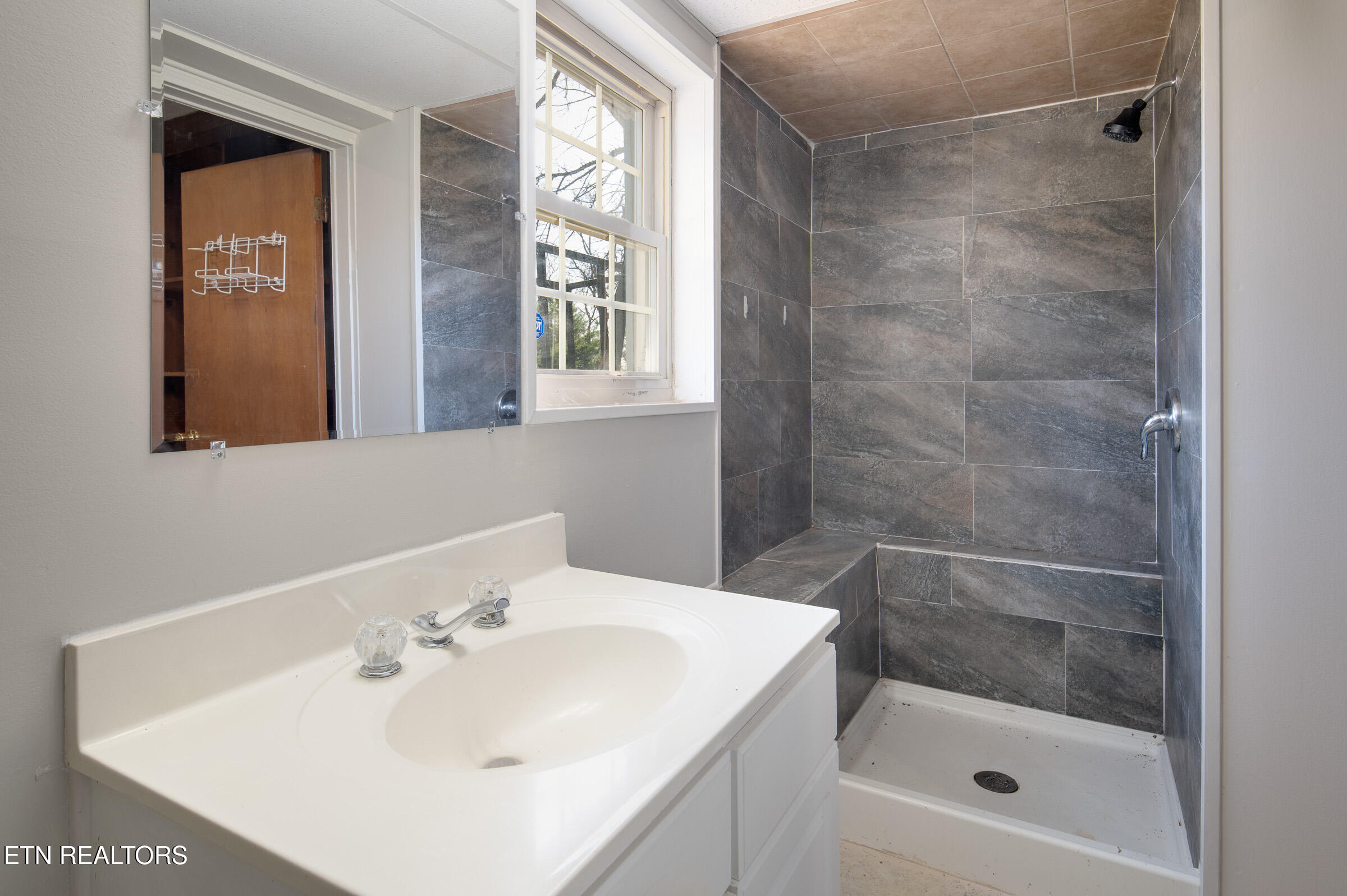 2405 Monterey Road Knoxville, TN 37912 - Photo 14 of 26 JBP_Monterey2405_2400px-19