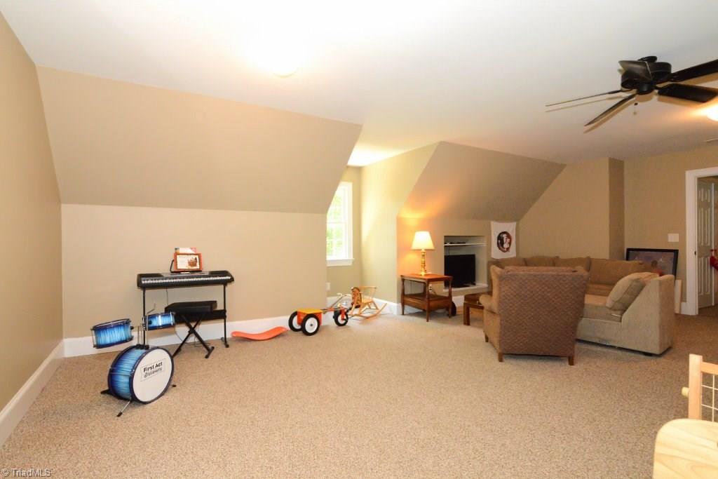 8306 Linville Oaks Drive Oak Ridge, NC 27310 - Photo 22 of 26 Gallery Image 22