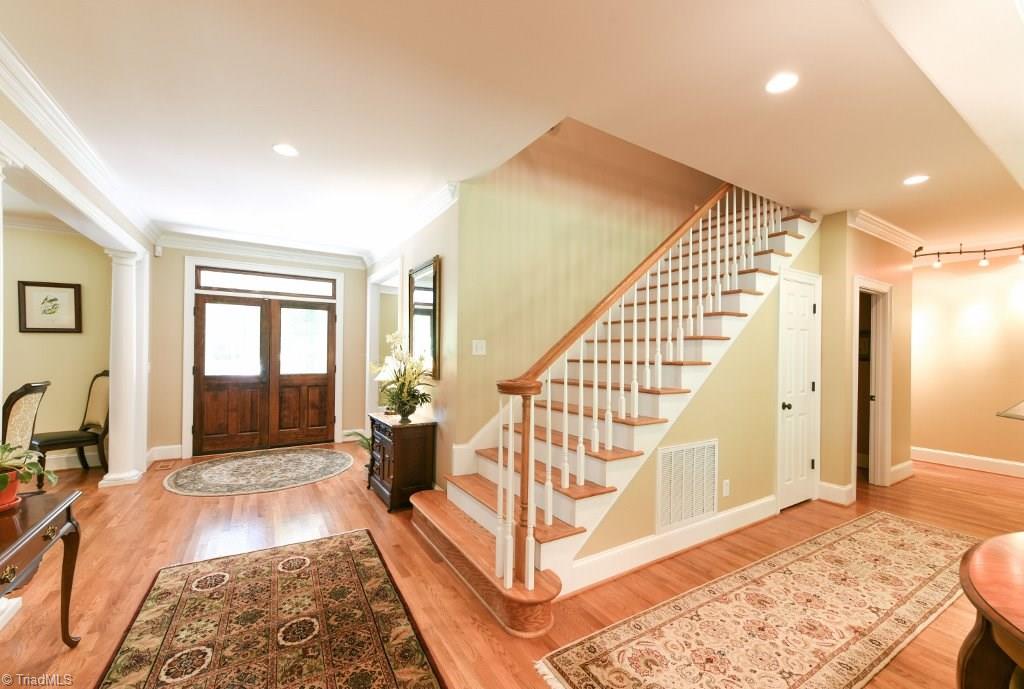8306 Linville Oaks Drive Oak Ridge, NC 27310 - Photo 8 of 26 Gallery Image 8