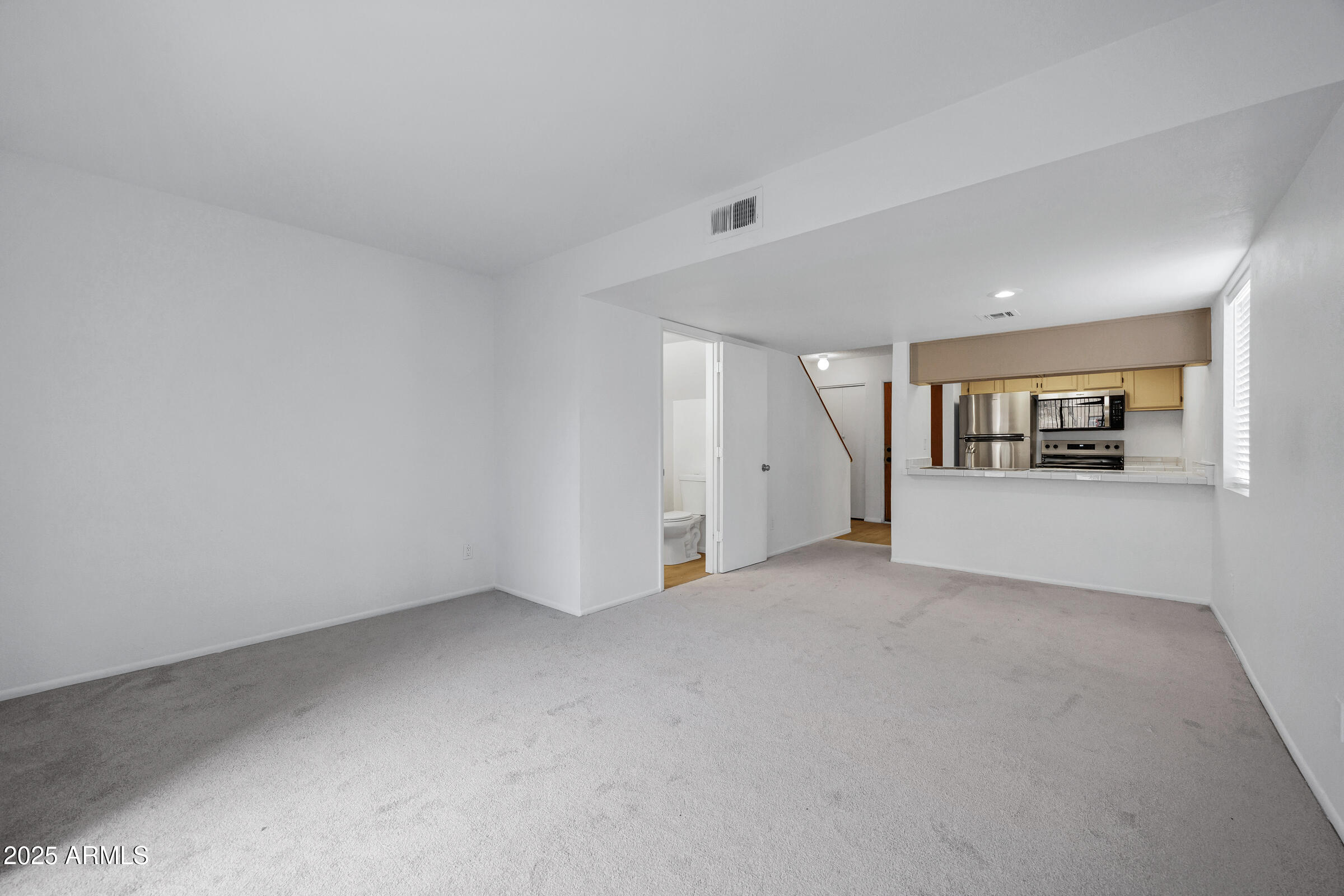 2041 West Bloomfield Road, Unit 1 Phoenix, AZ 85029 - Photo 11 of 20 2041 W Bloomfield Rd unit 1-12