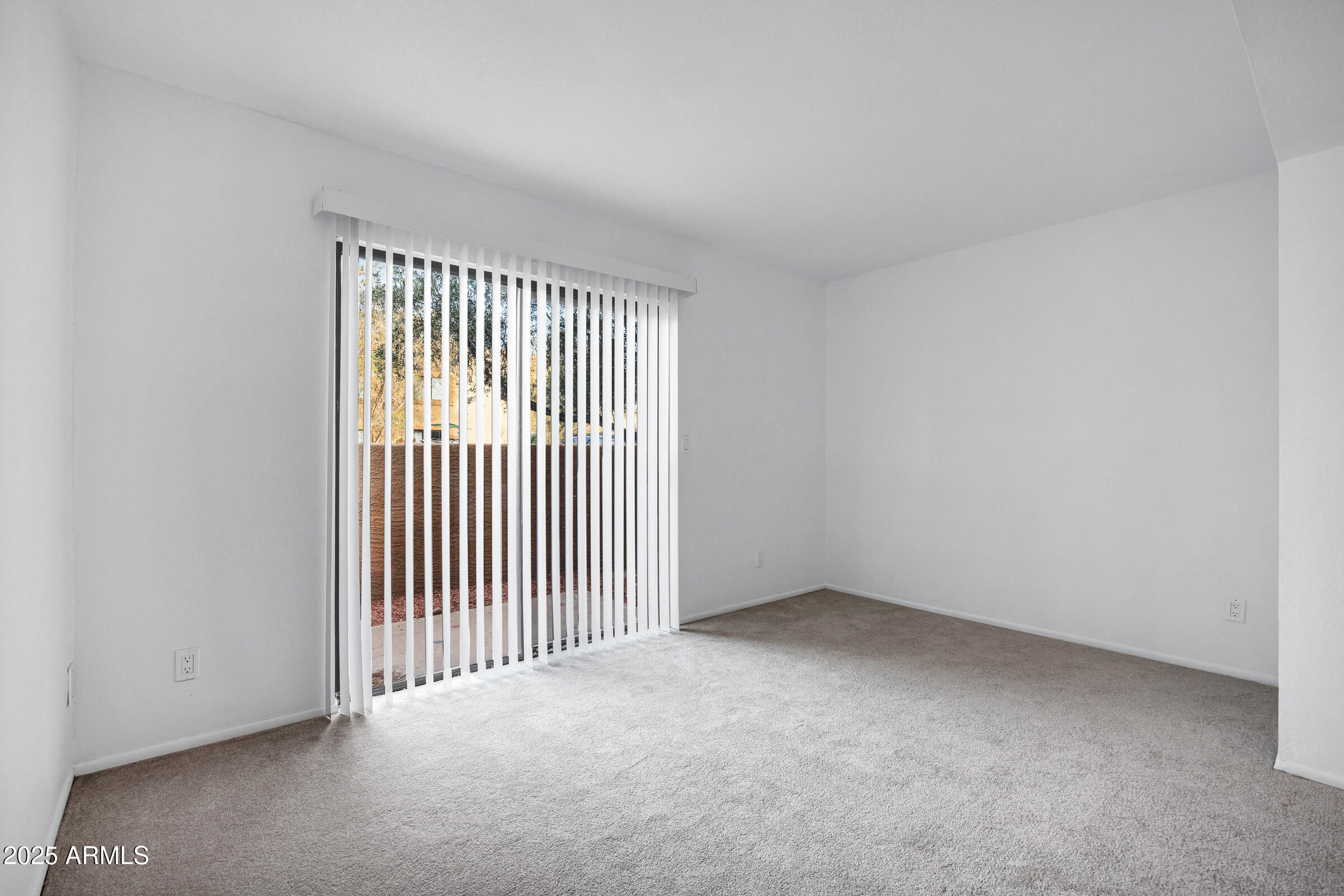 2041 West Bloomfield Road, Unit 1 Phoenix, AZ 85029 - Photo 9 of 20 2041 W Bloomfield Rd unit 1-10