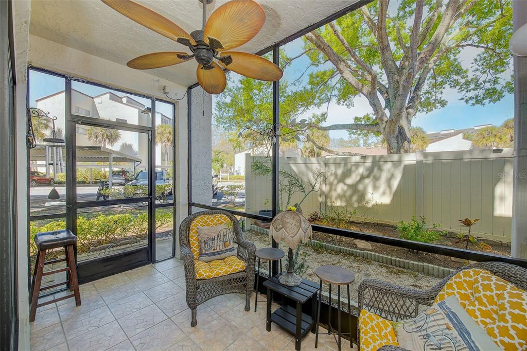 700 Starkey Road, Unit 1216 Largo, FL 33771 - Photo 13 of 32 a room with furniture and a window