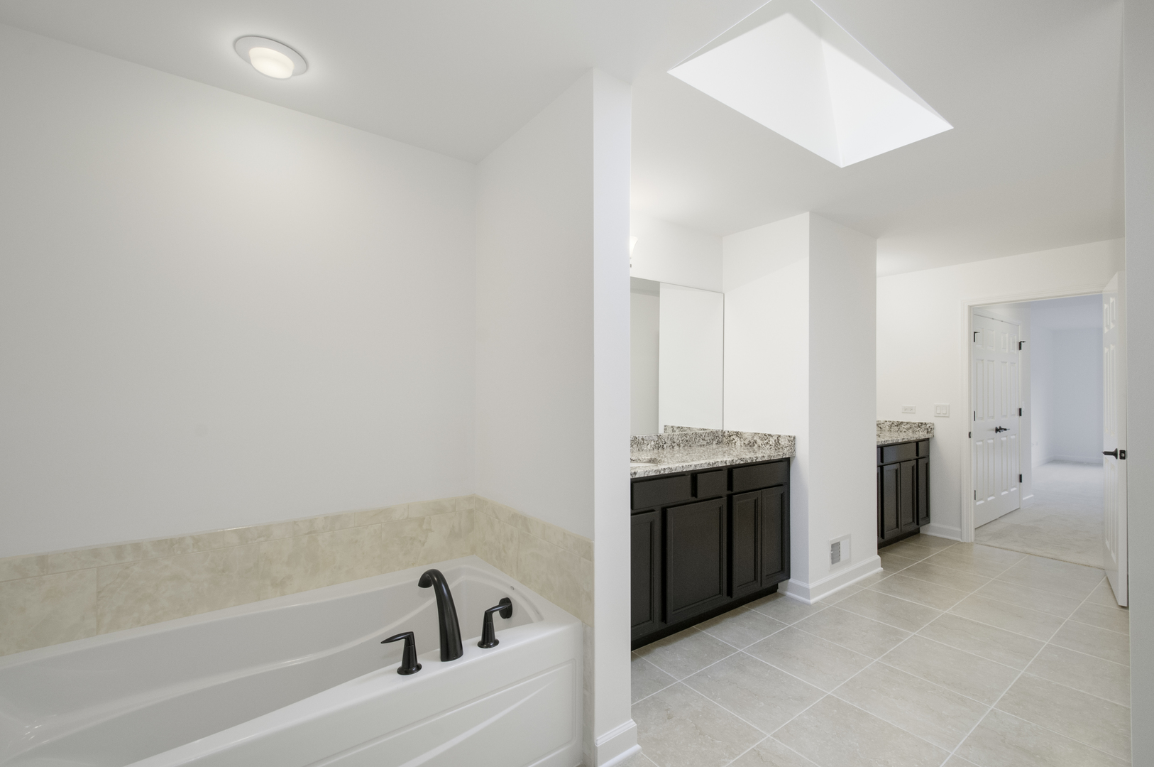 12882 Rosa Lane Lemont, IL 60439 - Photo 12 of 15