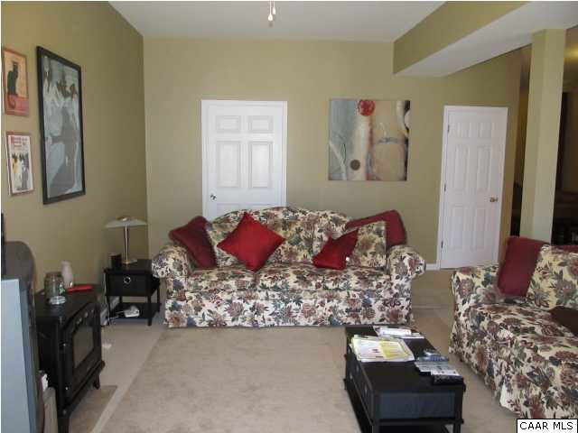2 Bernardsburg Road Palmyra, VA 22963 - Photo 11 of 16 a living room with furniture and a couch