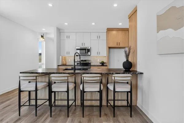 $604,950 | 22596 West 93rd Street, Lenexa, KS 66227