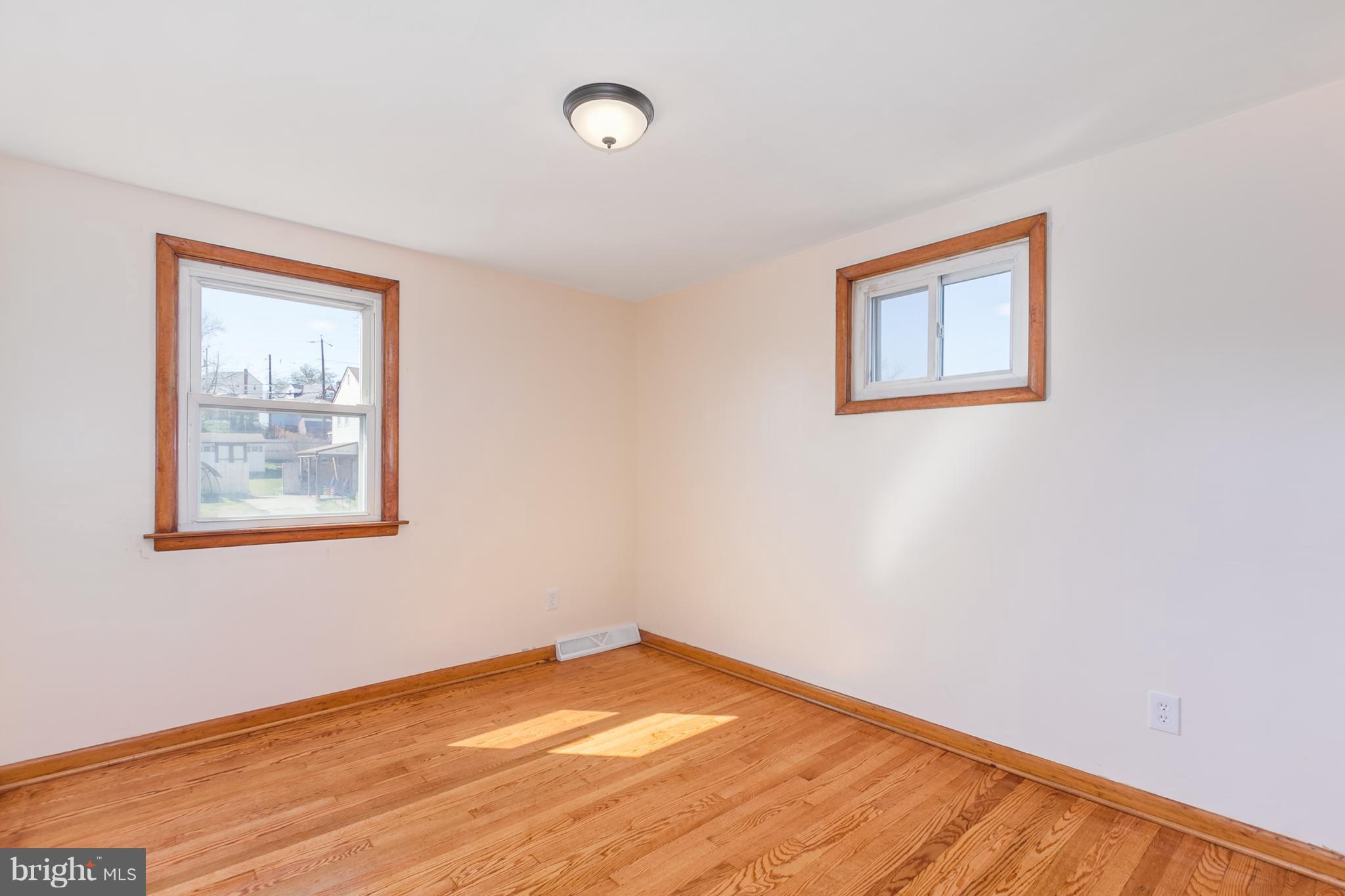 8113 Sagramore Road Baltimore, MD 21237 - Photo 18 of 27 Bedroom
