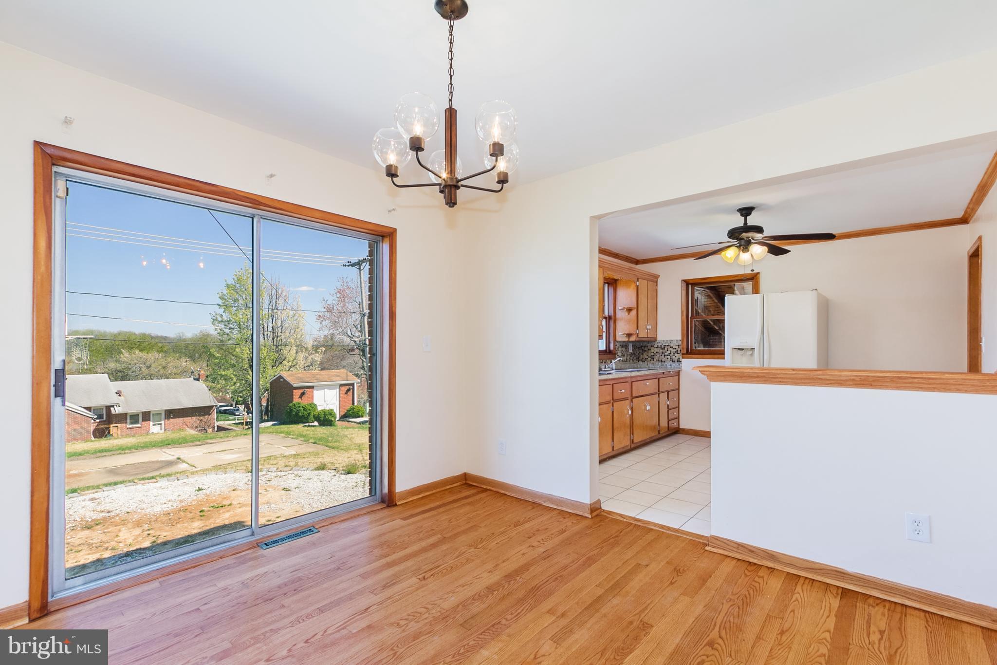 8113 Sagramore Road Baltimore, MD 21237 - Photo 9 of 27 Dining Room