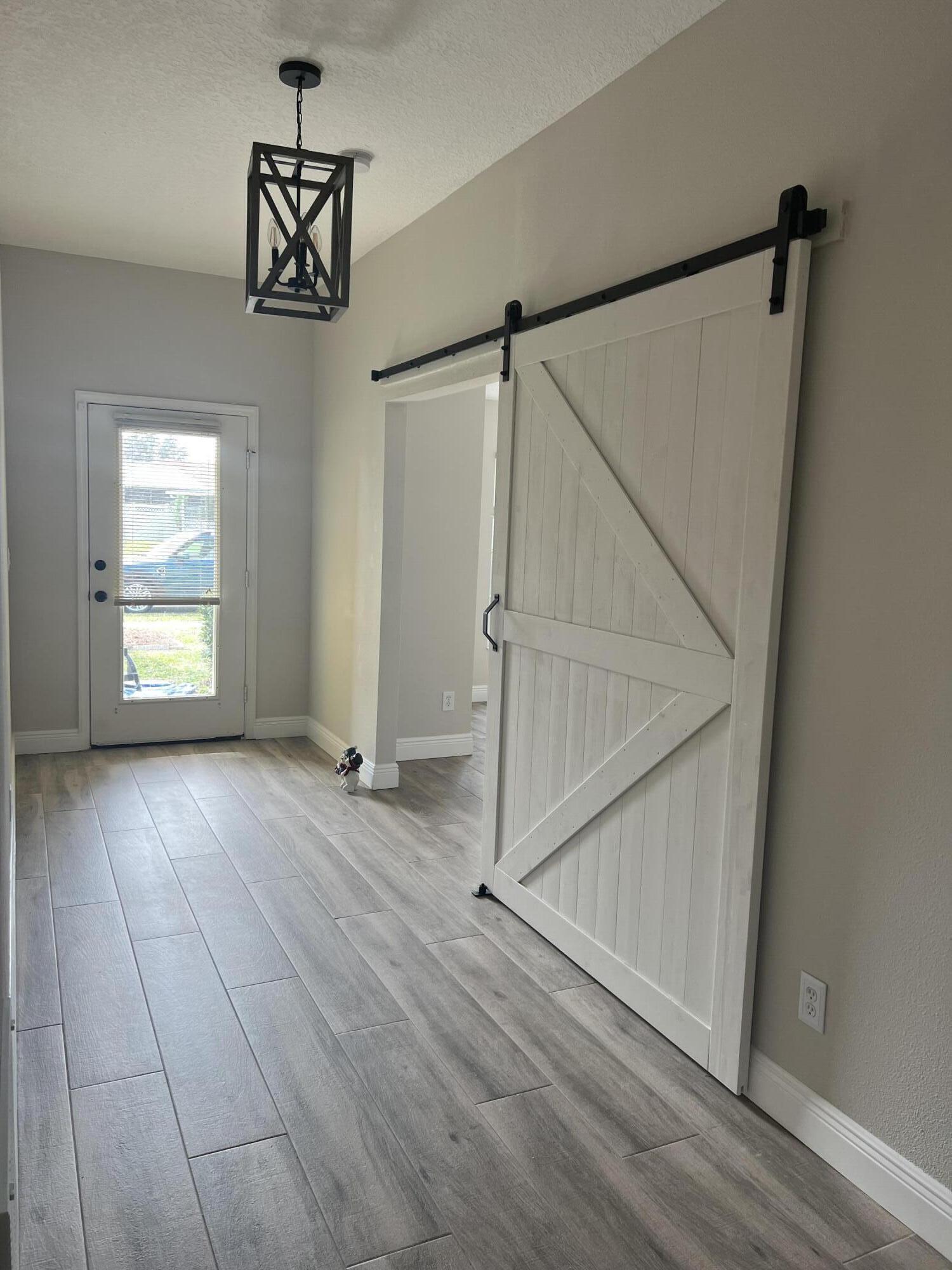 600 Benton Drive Melbourne, FL 32901 - Photo 3 of 33 a view of an empty room with a window