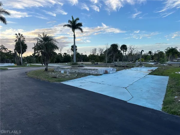 a view of outdoor space with city view