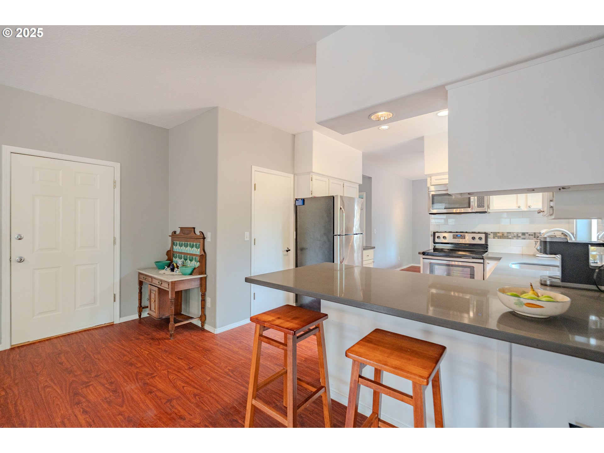 17474 Southwest Sarala Street Beaverton, OR 97007 - Photo 13 of 40