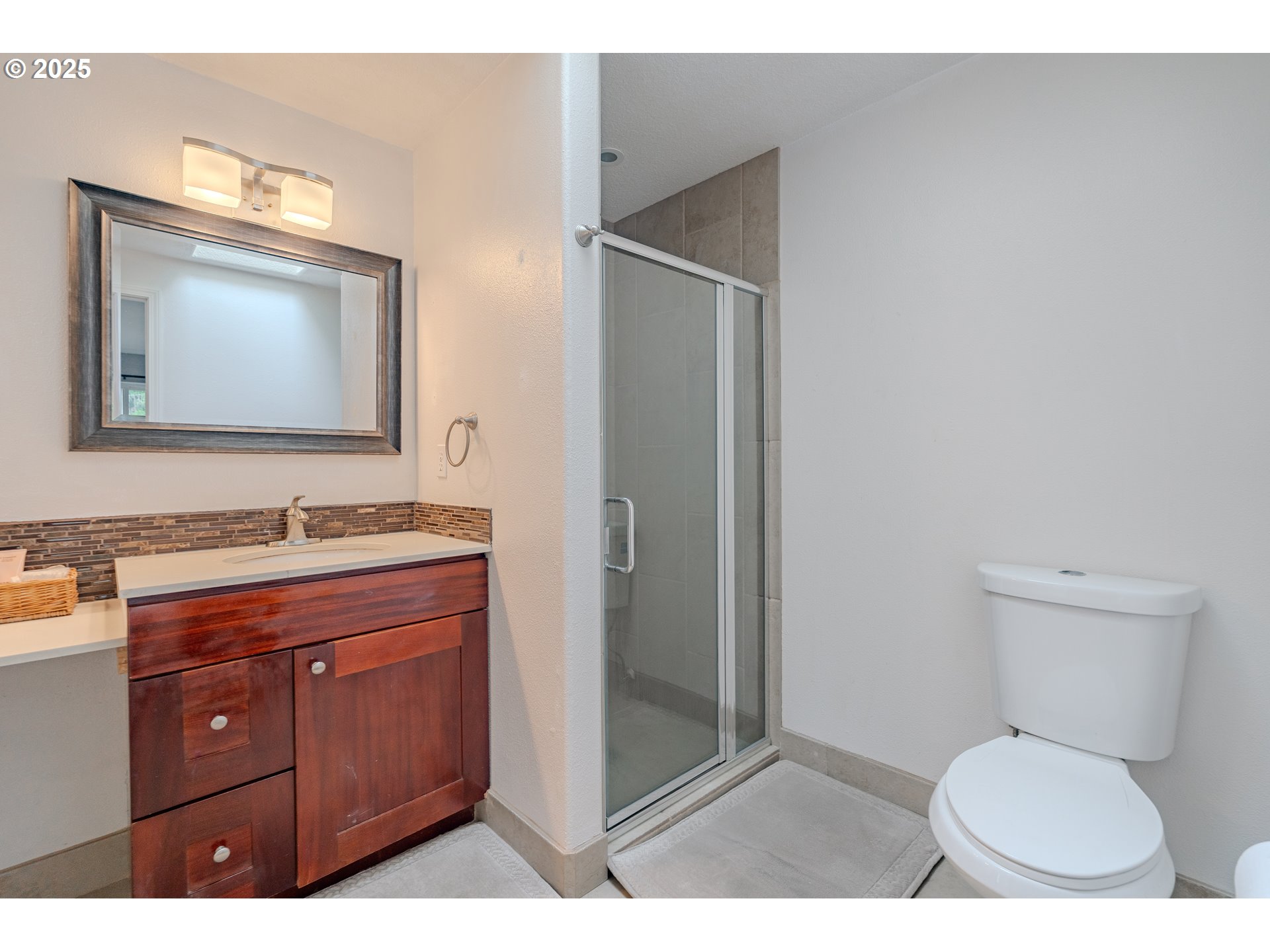 17474 Southwest Sarala Street Beaverton, OR 97007 - Photo 23 of 40
